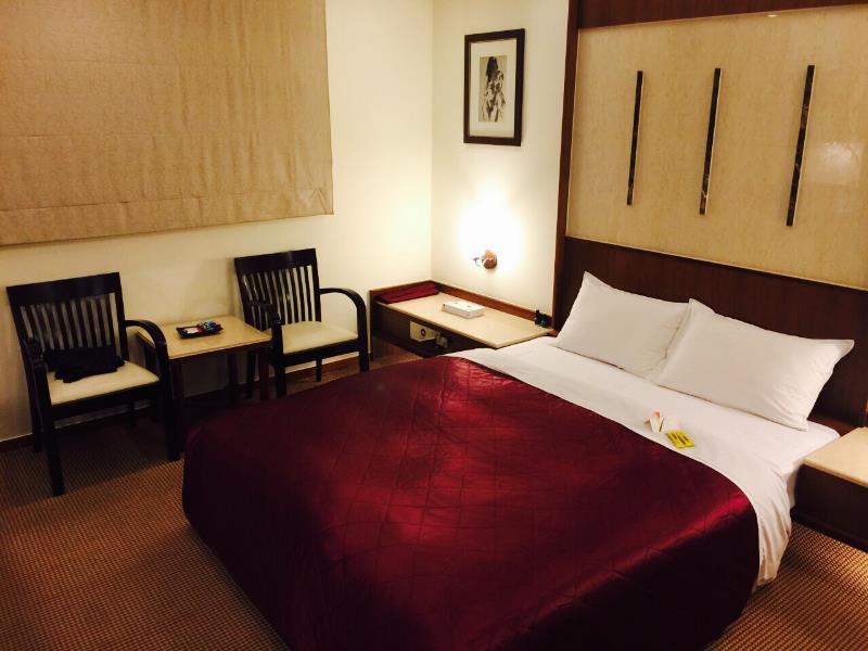 Kao Yuan Hotel - Zhong Shan Taichung Esterno foto