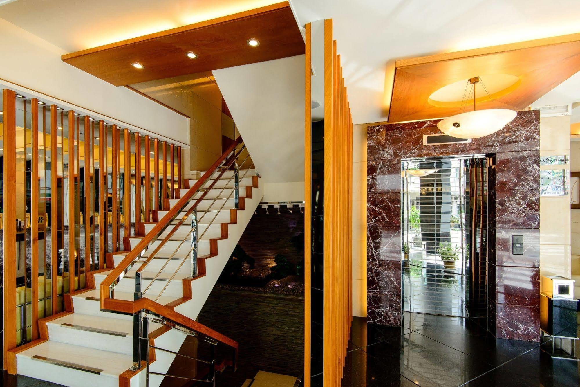 Kao Yuan Hotel - Zhong Shan Taichung Esterno foto