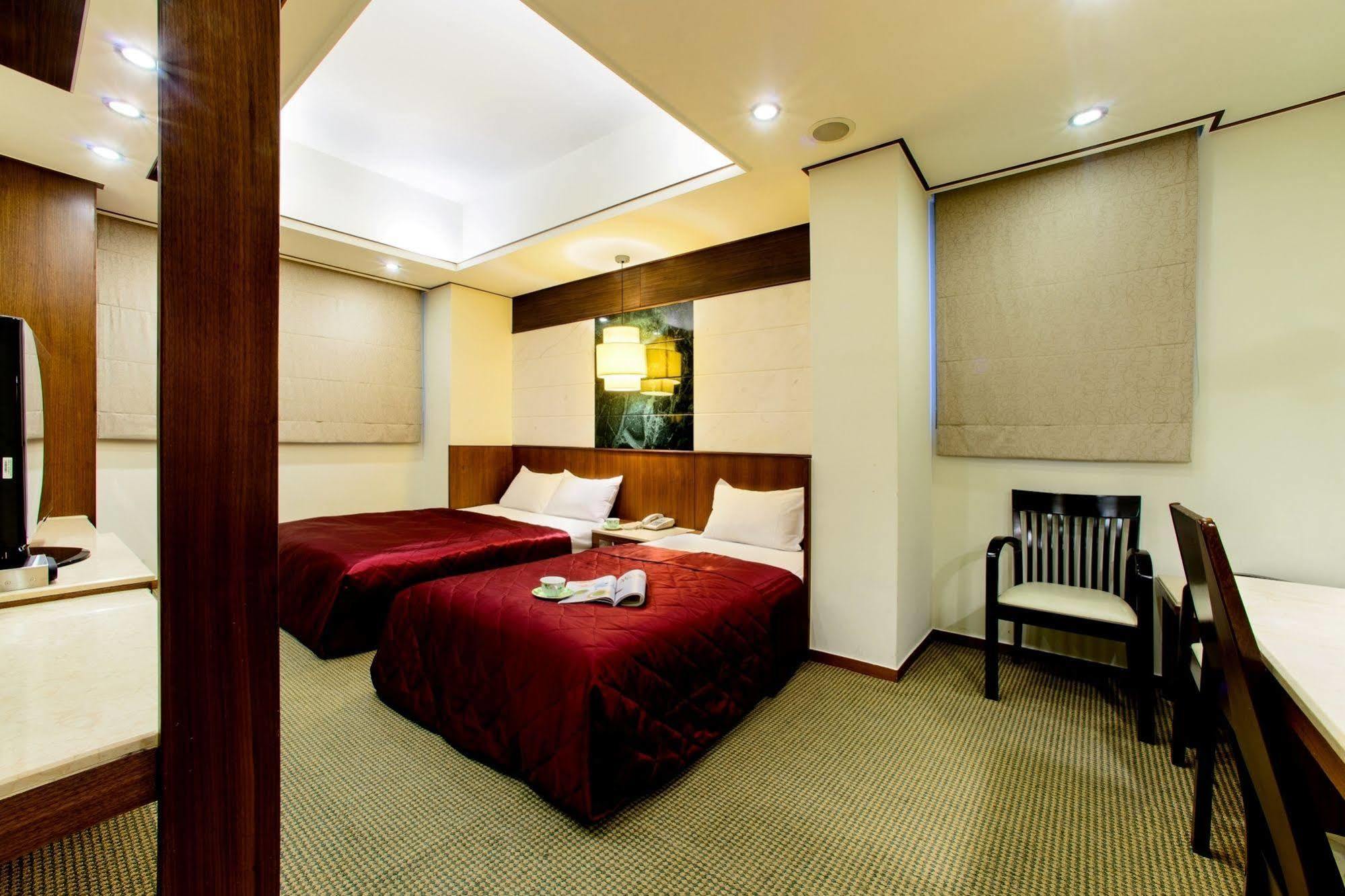 Kao Yuan Hotel - Zhong Shan Taichung Esterno foto
