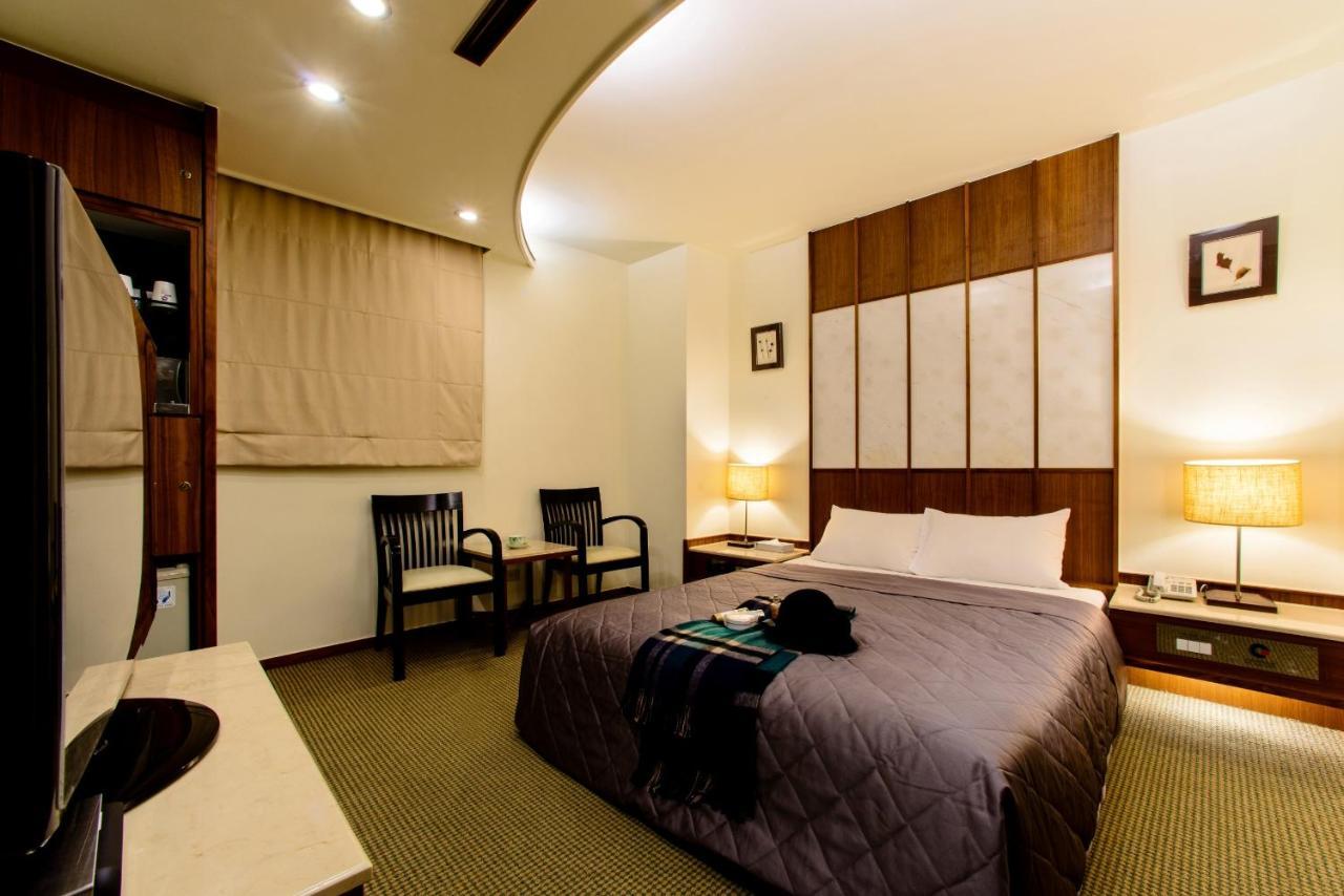 Kao Yuan Hotel - Zhong Shan Taichung Esterno foto